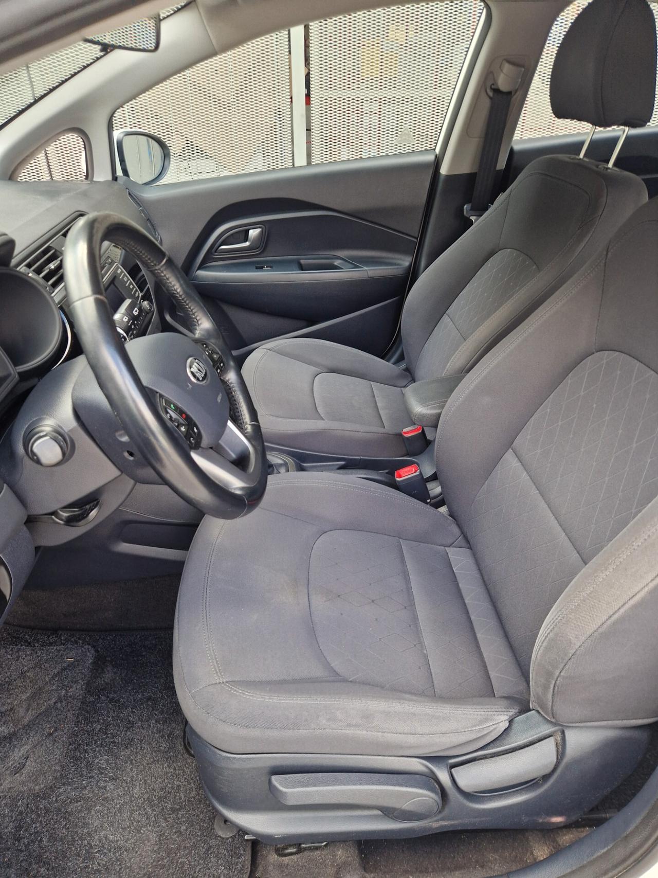 Kia Rio 1.2 benz 85cv - Garanzia 12 mesi
