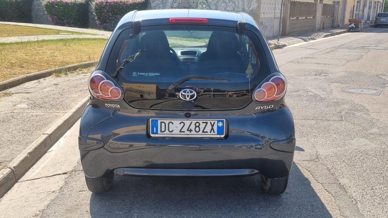 Toyota Aygo 1.0 12V VVT-i 3 porte Sol