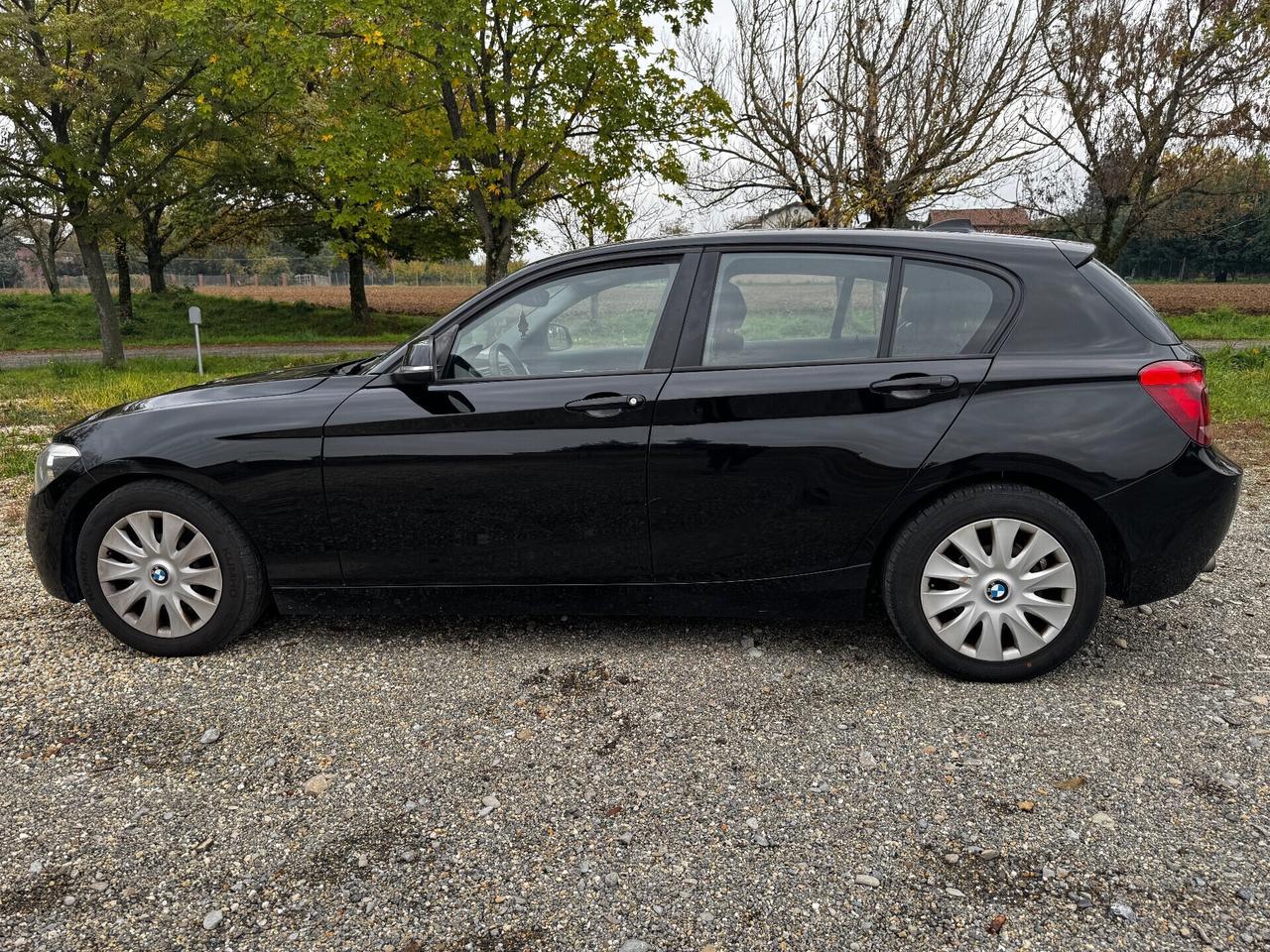 Bmw 116 116d 5p. Urban