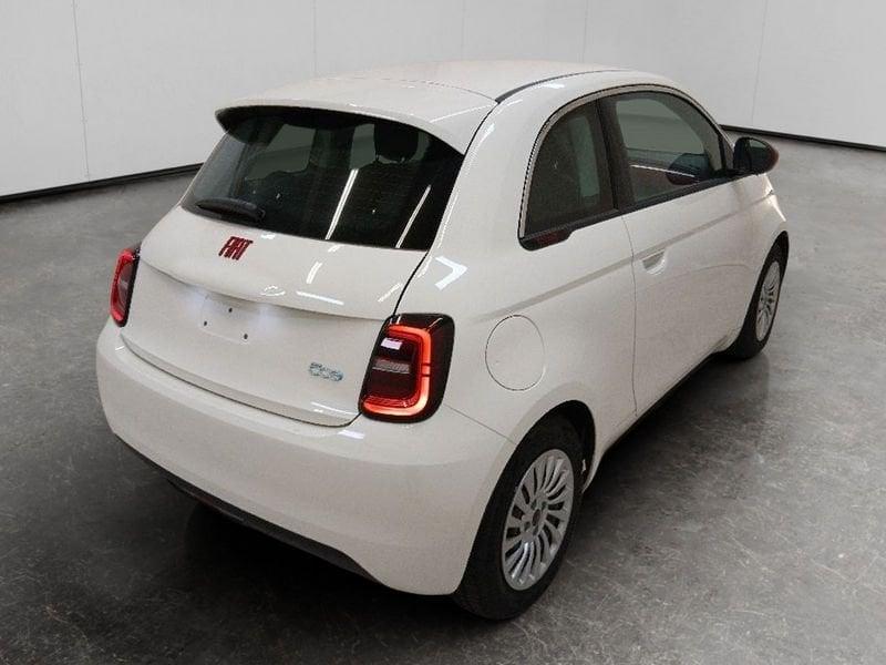 FIAT 500 500e 42 kWh (Red)