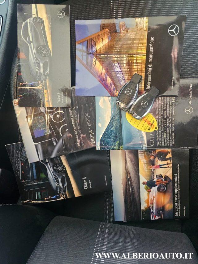 MERCEDES-BENZ A 180 d Automatic Premium