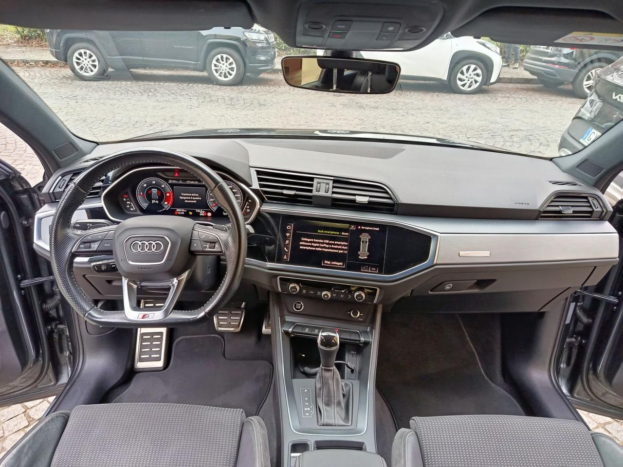 Audi Q3 S Line 2.0 35 TDI #8385