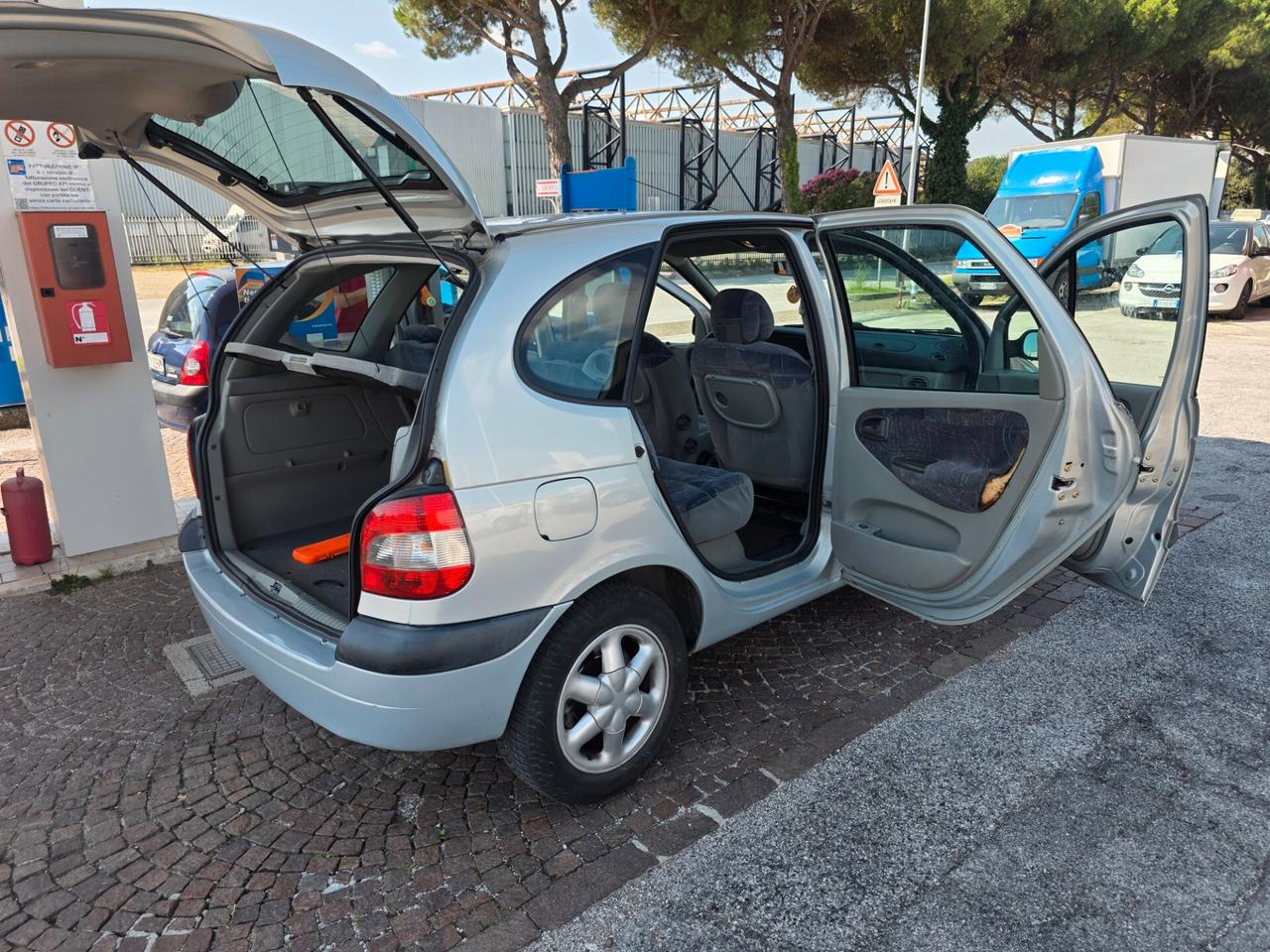 Renault Scenic RXE 1.6 con 132.000km Neopatentati ok