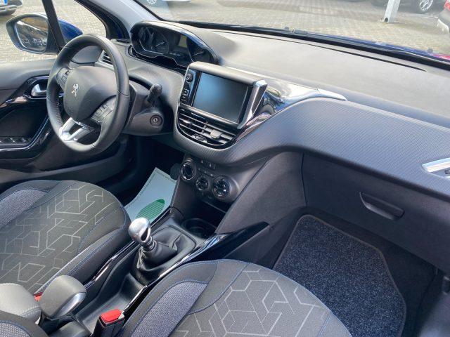 PEUGEOT 2008 PureTech Turbo 110 S&S Allure