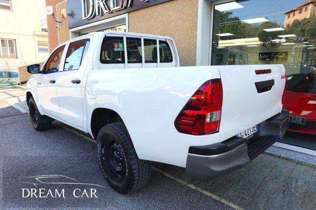 TOYOTA Hilux 2.4 D-4D 4WD 4 porte Double Cab