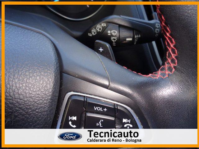 FORD Kuga 1.5 TDCI 120 CV S&S 2WD ST-Line CAMBIO AUTOMATICO