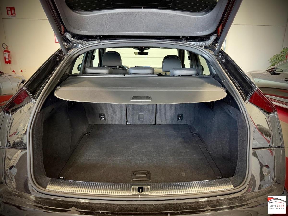 AUDI - Q5 Sportback 40 2.0 tdi mhev 12V S line quattro s tronic