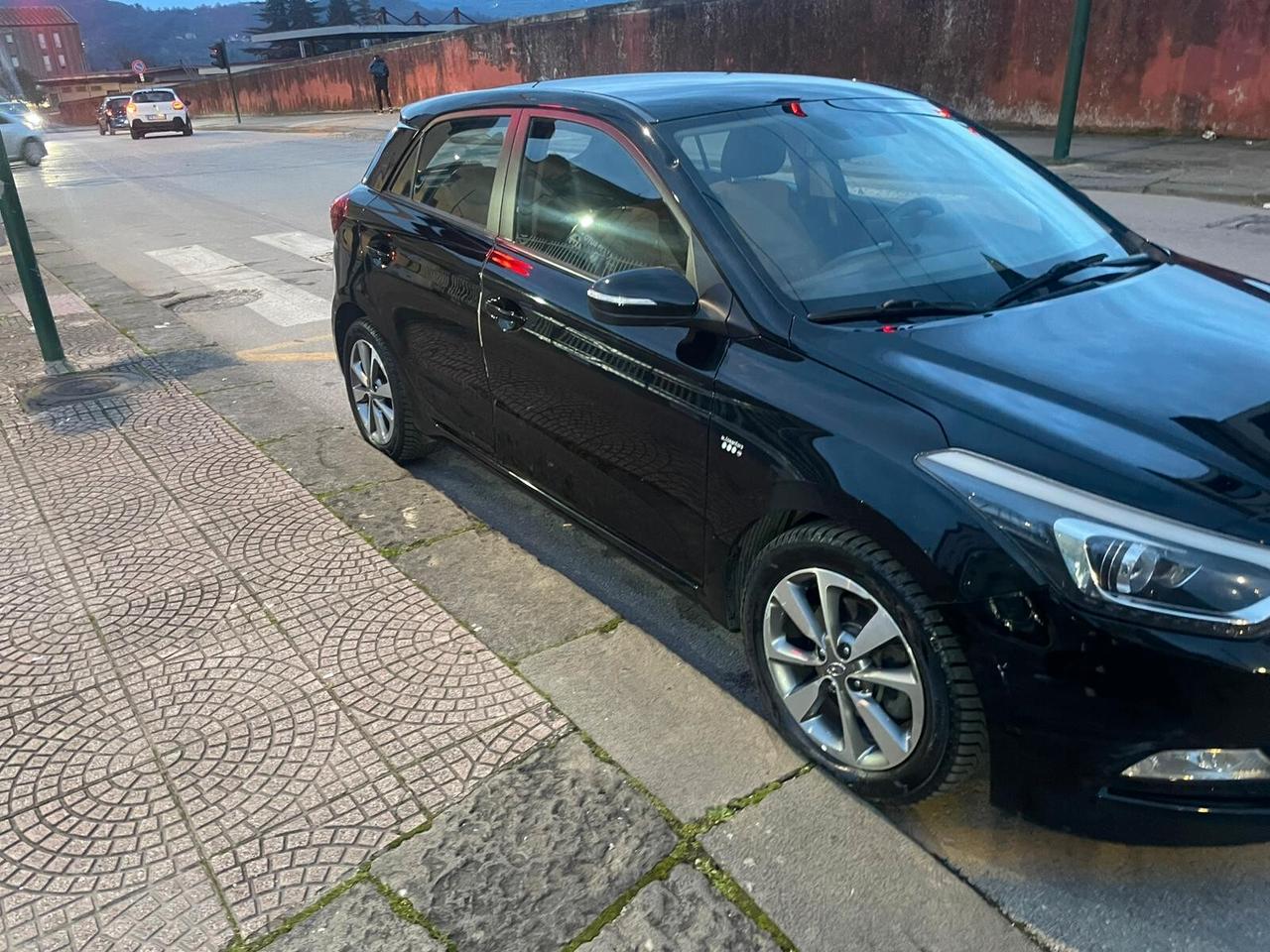 Hyundai i20 1.1 CRDi 12V 5 porte Classic