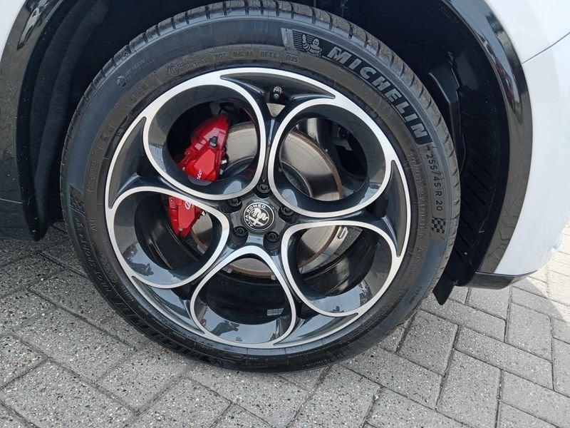 Alfa Romeo Stelvio 2.2 TD 210 CV Veloce AT8 Q4