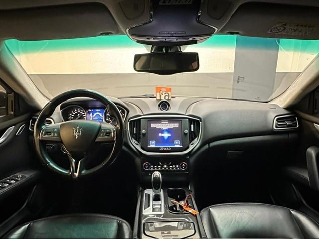 Maserati Ghibli V6 330cv