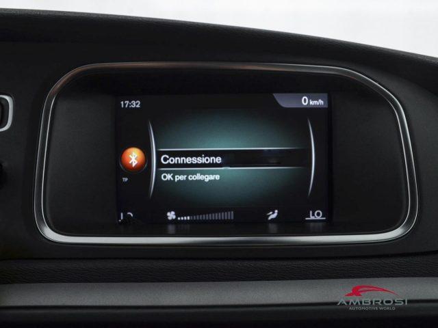 VOLVO V40 Cross Country D2 Business Plus
