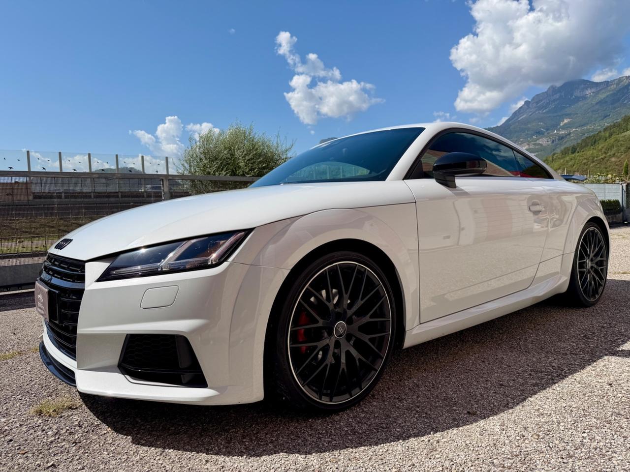 Audi TT S - Coupé 2.0 TFSI quattro S Line