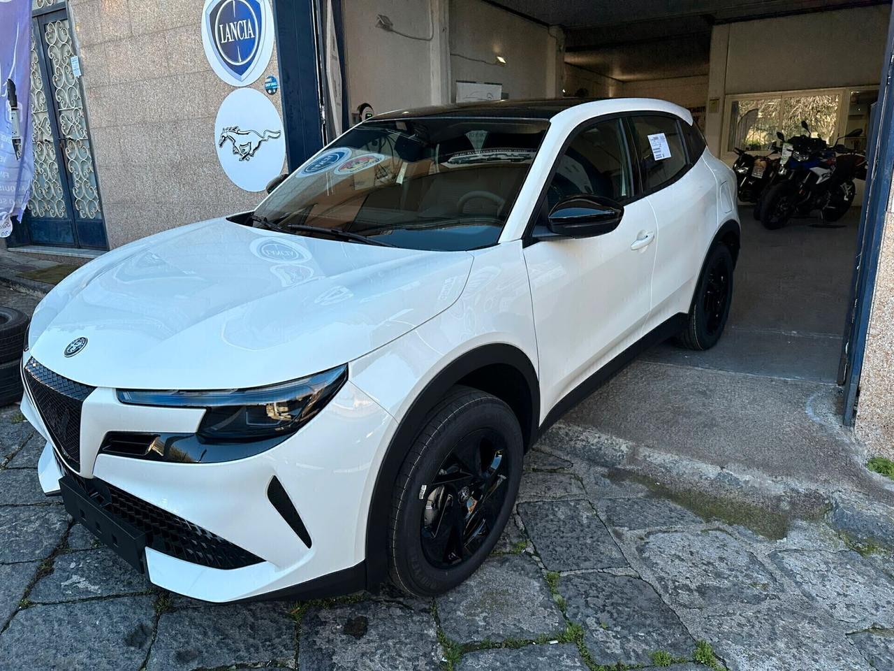 Alfa Romeo JUNIOR 1.2 145CV Hybrid eDCT6