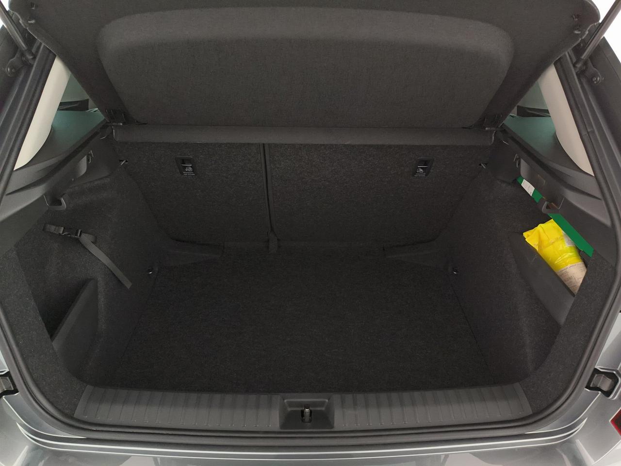 Skoda Kamiq 1.0 tsi black dots 95cv
