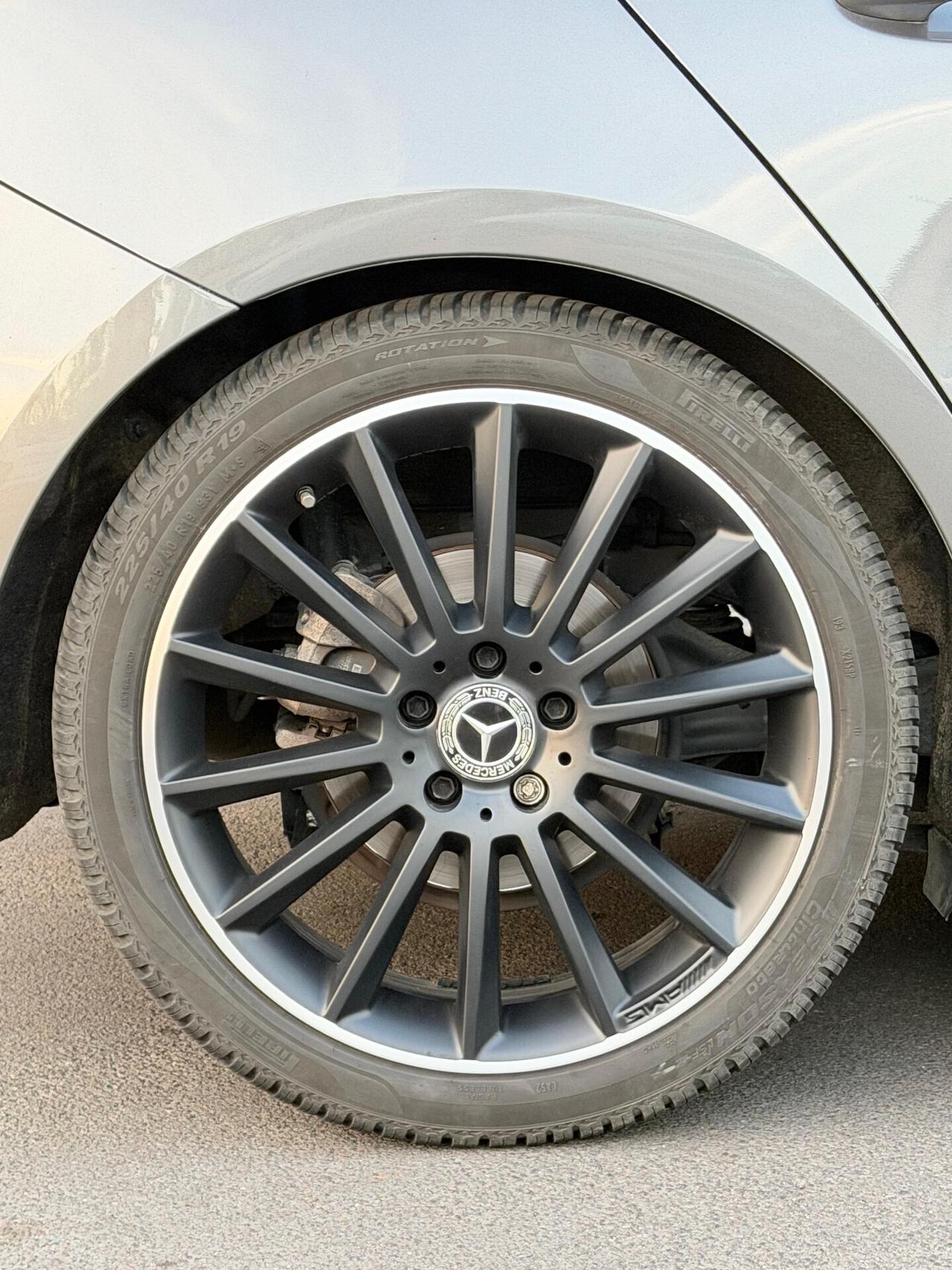 Mercedes Classe A 200D 150CV PREMIUM AMG