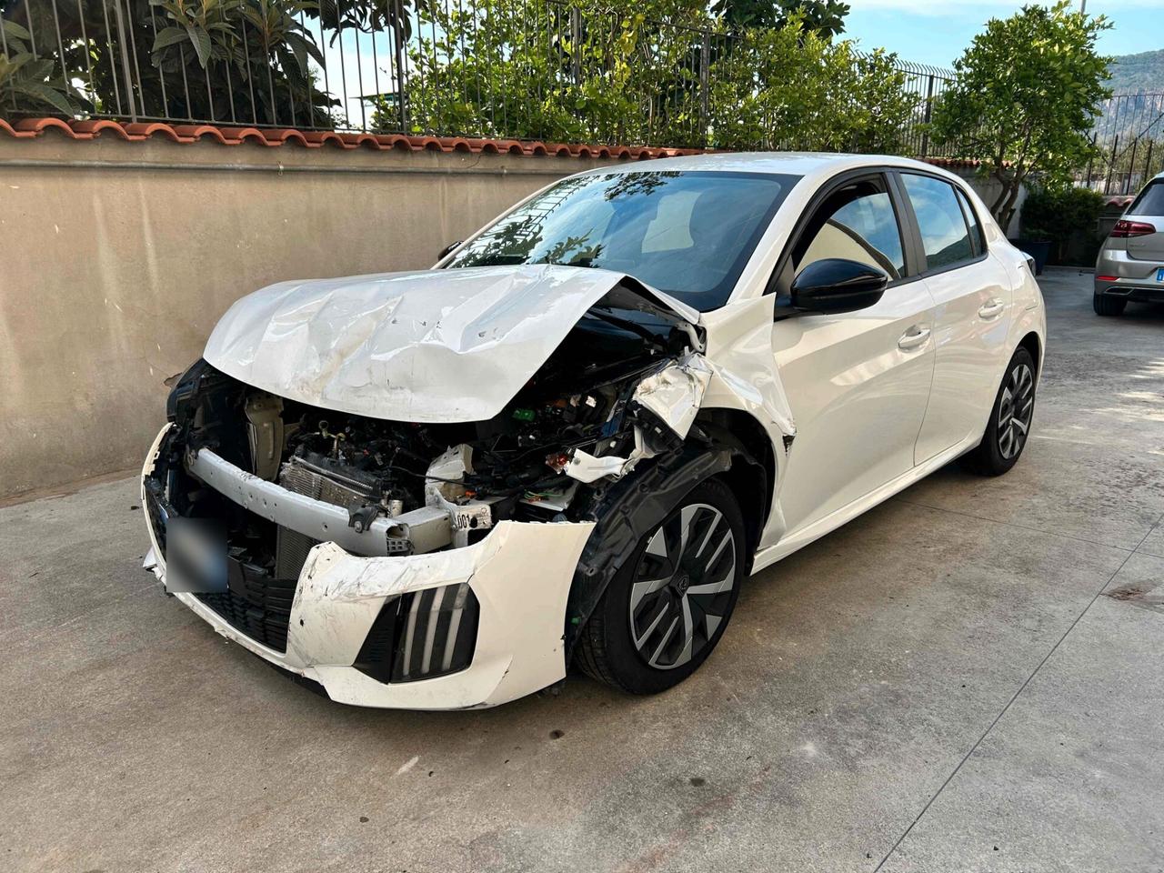 Peugeot 208 1.2 Benzina 75CV - 2024 Incidentata