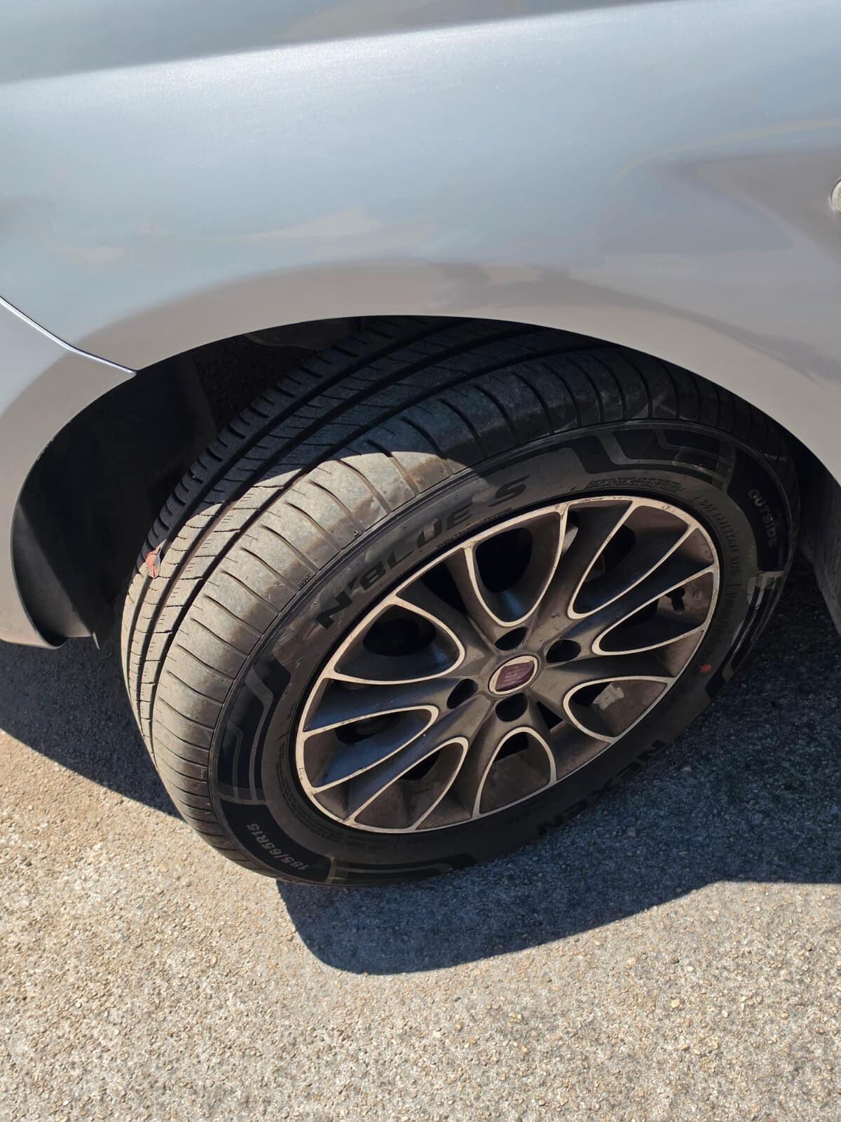 Fiat Grande Punto 1.4 5 porte Actual Natural Power