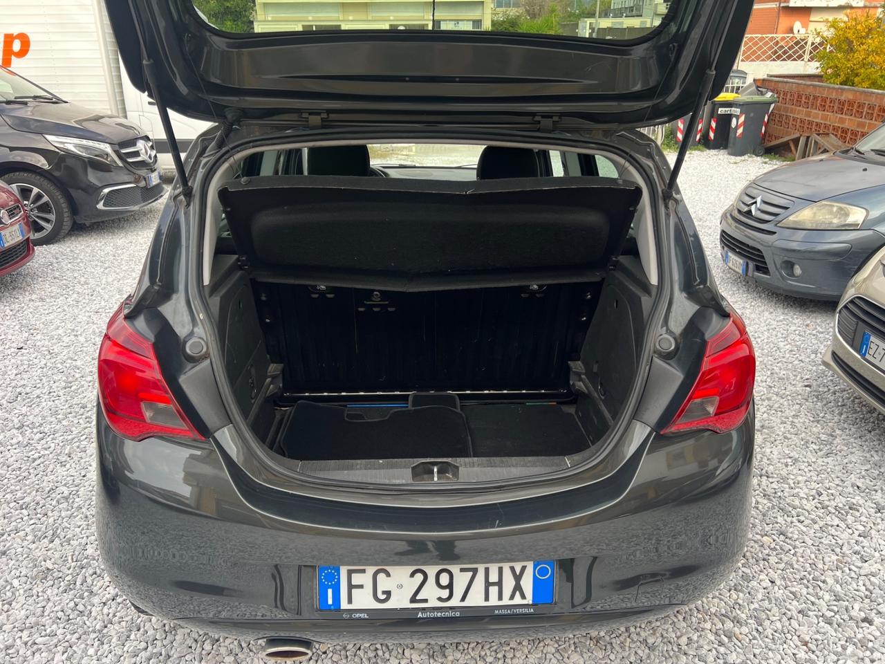 Opel Corsa 1.4 90CV GPL Tech 5 porte Innovation