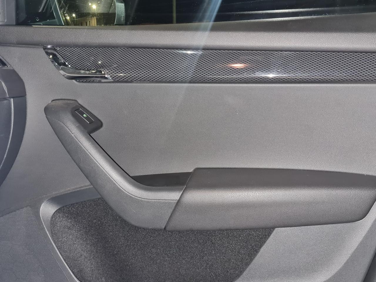 Skoda Octavia 2.0 TDI RS Executive #8258