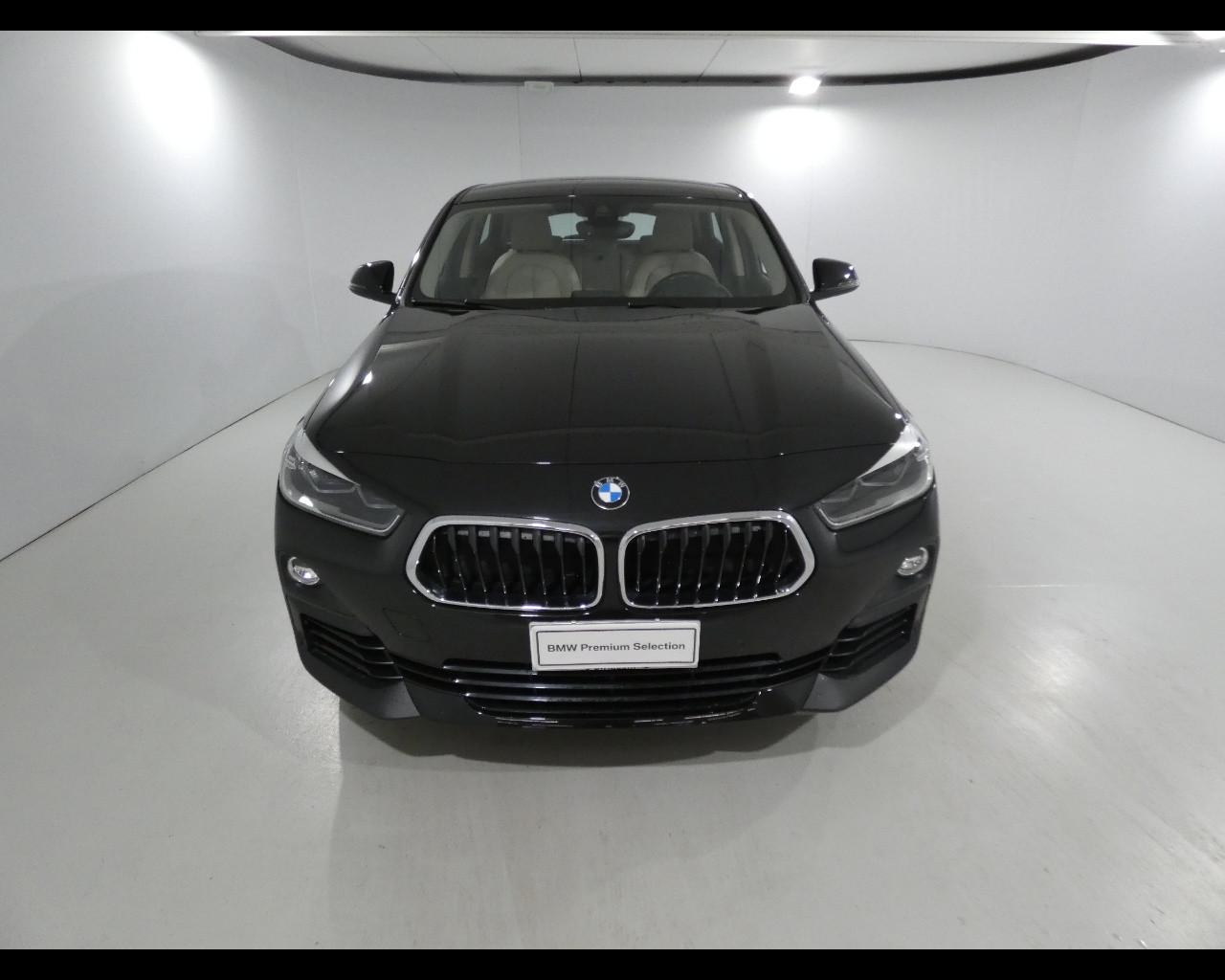 BMW X2 (F39) - X2 sDrive18i Business-X