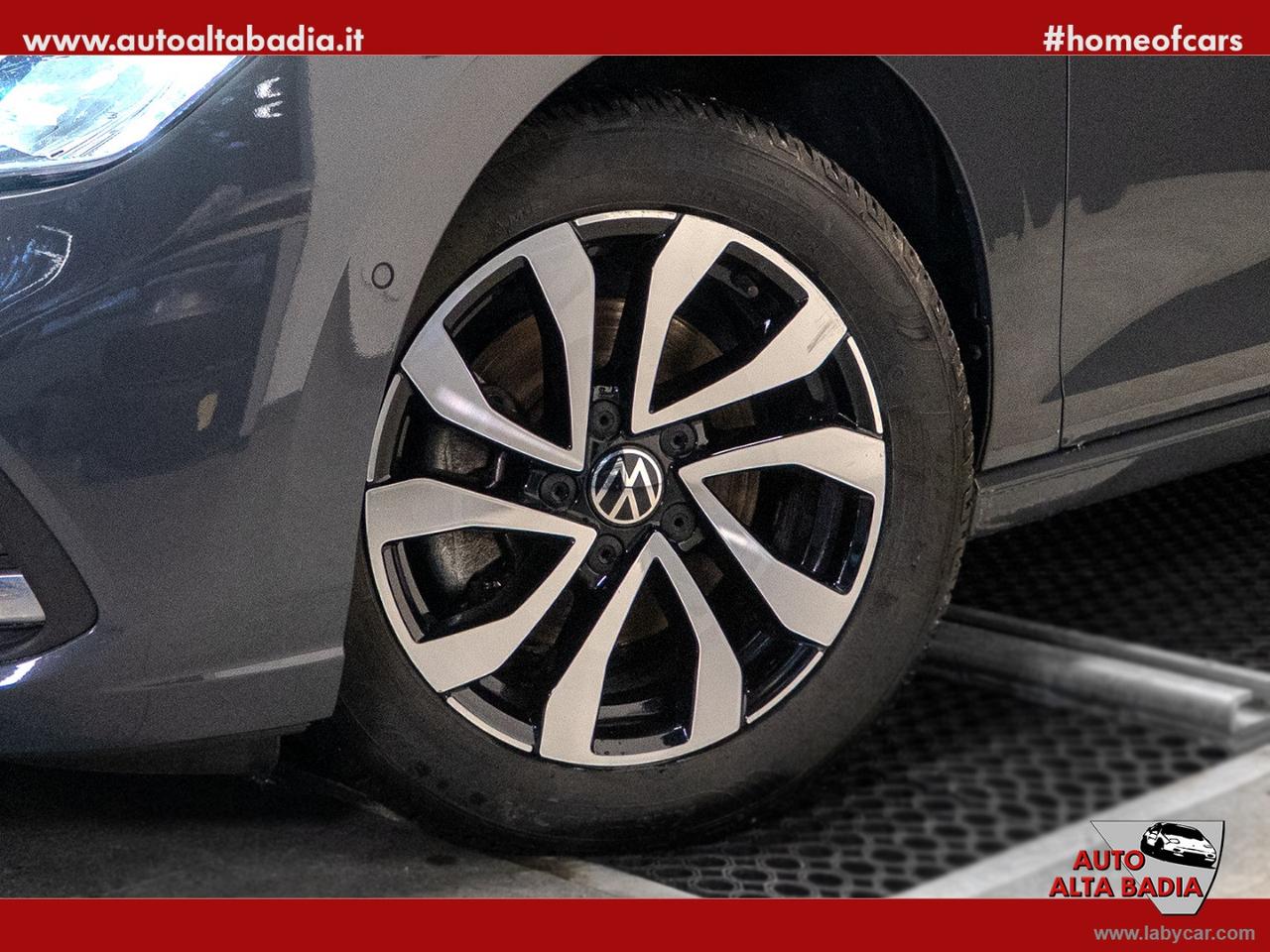 VOLKSWAGEN Golf 8 1.5 eTSI 150 CV EVO DSG ACTIVE | 150CV