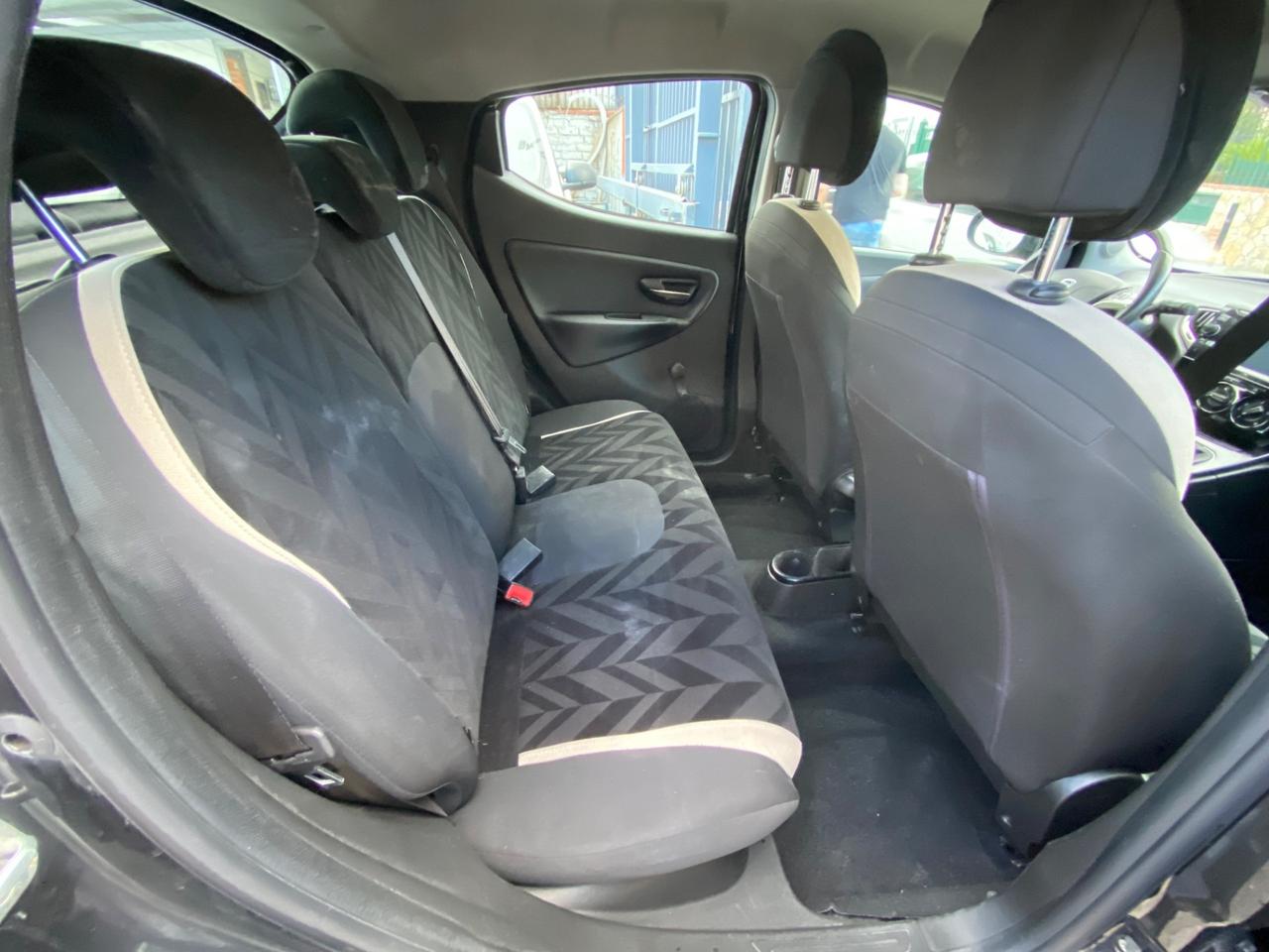 Lancia Ypsilon 1.2 69 CV 5 porte GPL Ecochic Mya