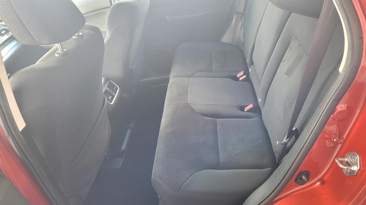 Honda CR-V 1.6 i-DTEC Elegance + Navi 2WD