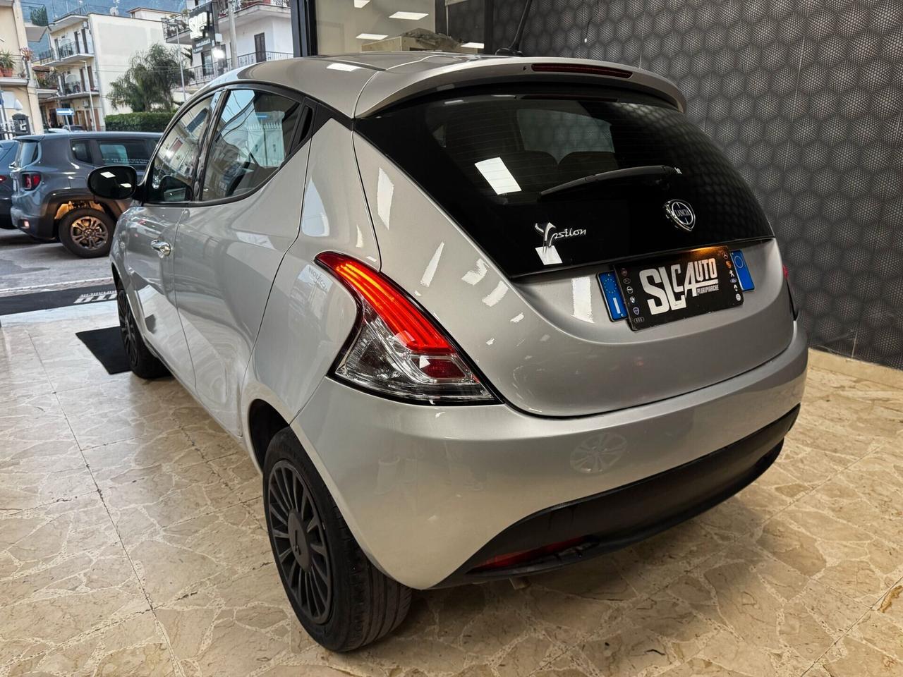 Lancia Ypsilon 1.2 69 CV 5 porte GPL Ecochic Gold