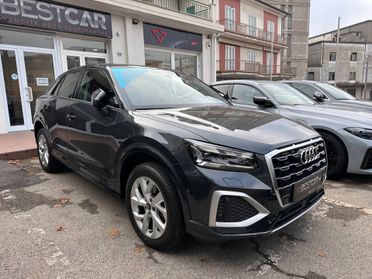 Audi Q2 30 TDI S tronic Advanced MATRIX LED / VIRTUAL / CAMERA / R17