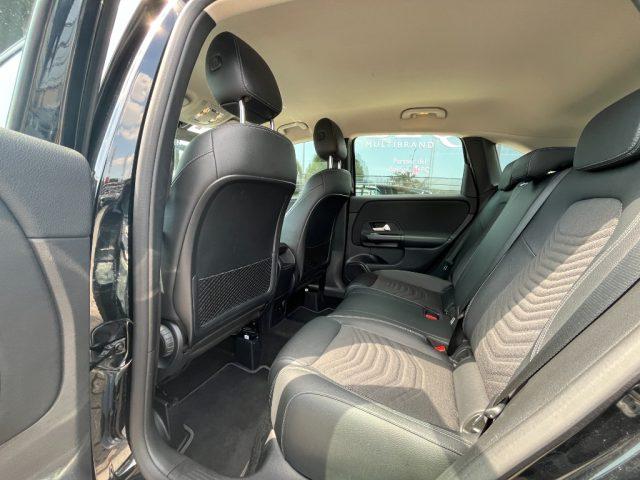 MERCEDES-BENZ B 180 d Automatic Executive
