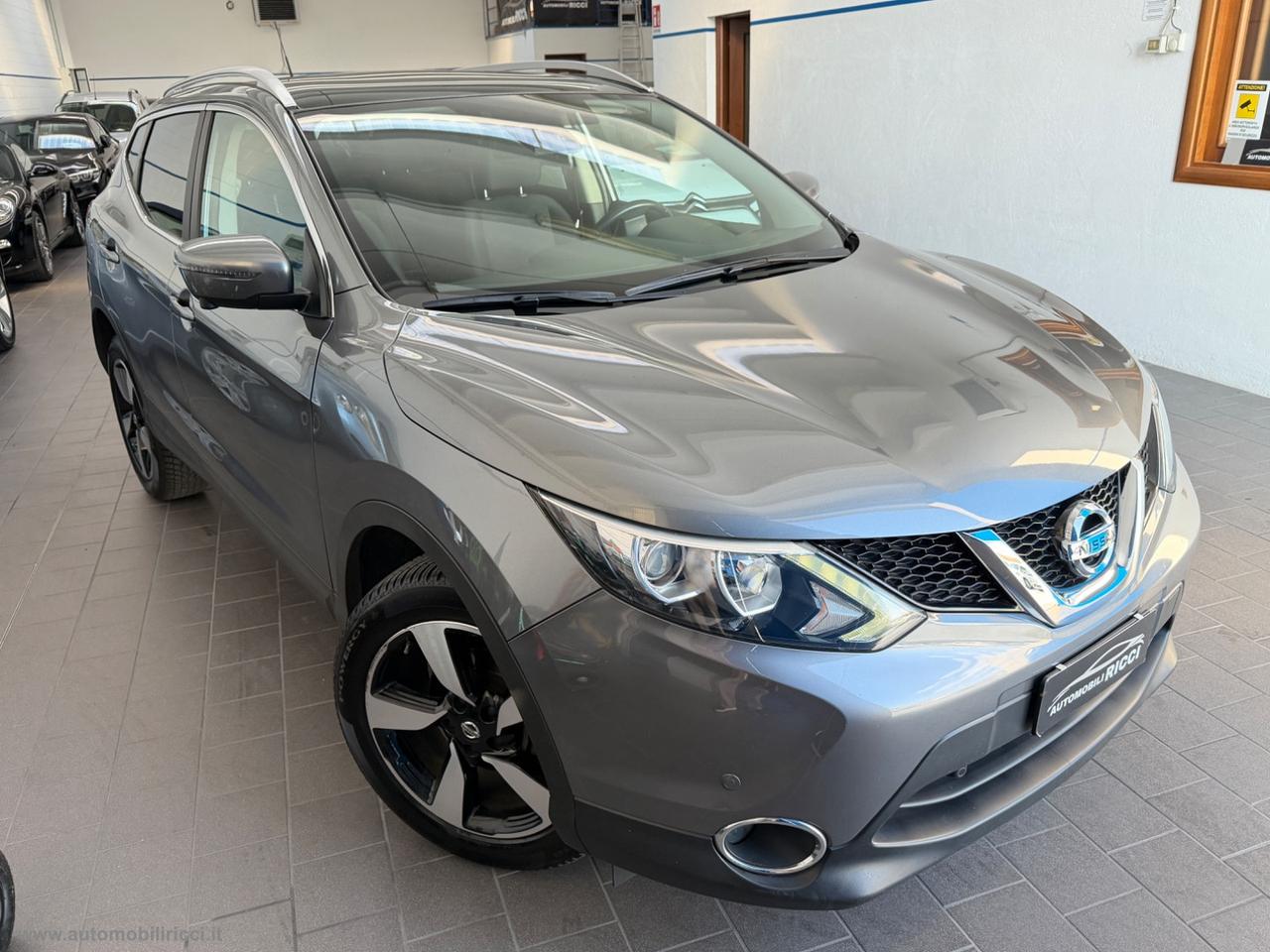 NISSAN Qashqai 1.2 DIG-T