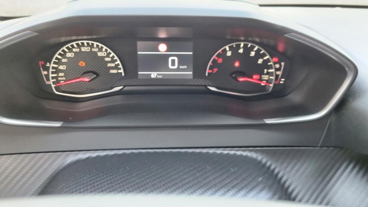 Peugeot 208 1.2 STYLE 100 CV KM ZERO X NEOPATENTATI 6 MARCE