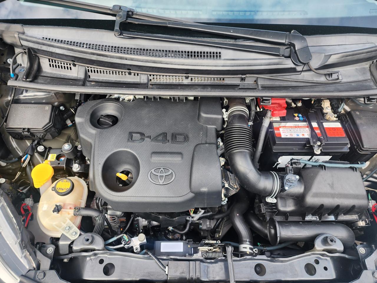 Toyota Yaris 1.4 D-4D 5 porte Lounge - 2017