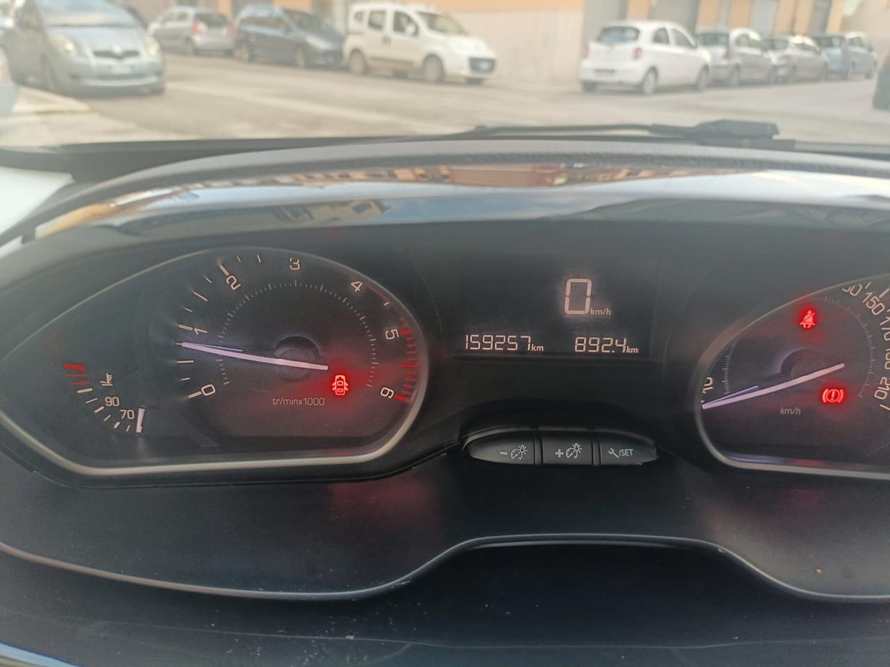 Peugeot 2008 BlueHDi 75 Access