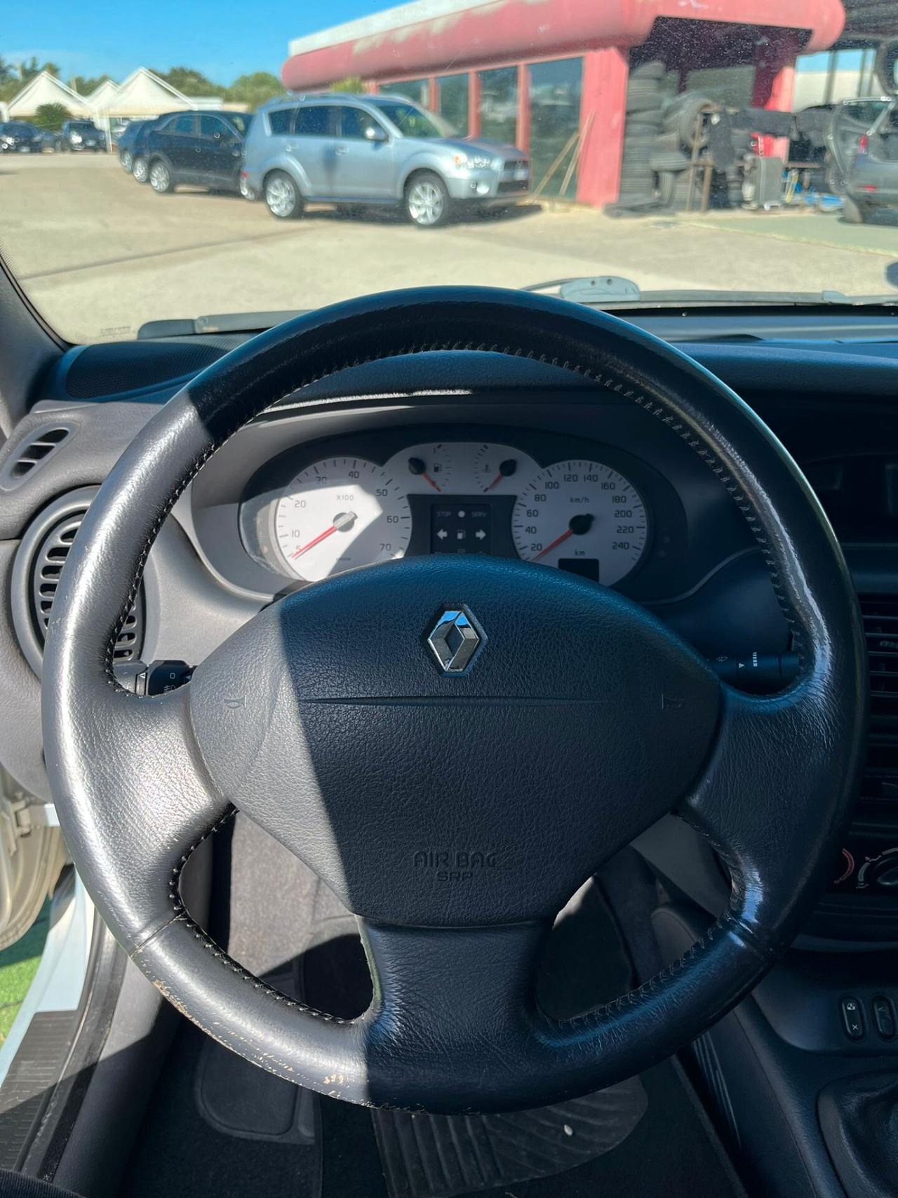 Renault Megane Mégane Cabriolet 1.6 16V cat Si