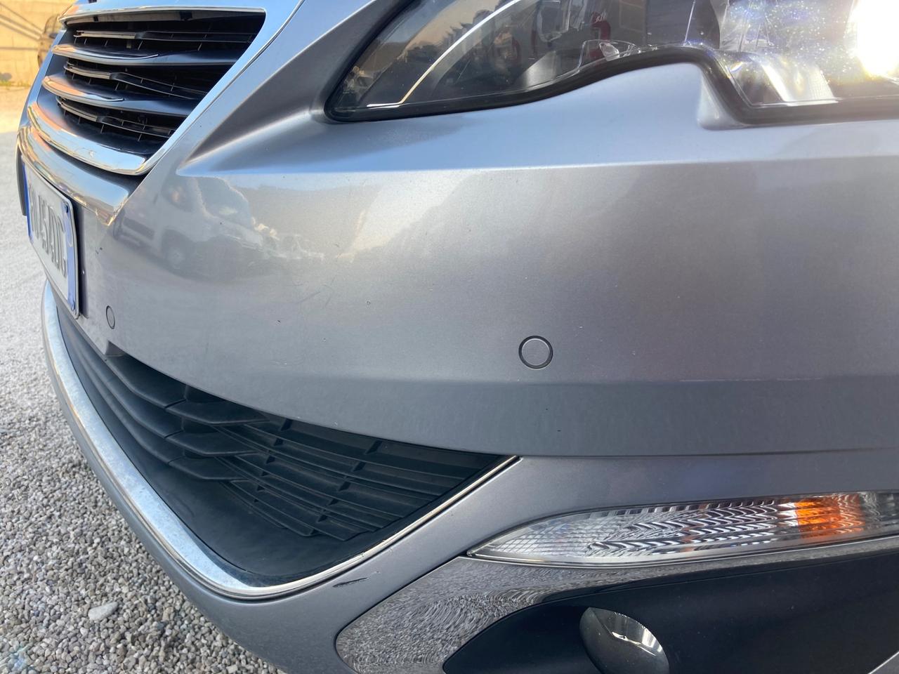 Peugeot 308 BlueHDi 120 S&S SW Allure ( Gancio Traino)
