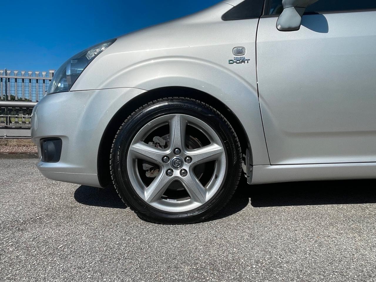 Toyota Corolla Verso 2.2 D-4D Sol 7 posti