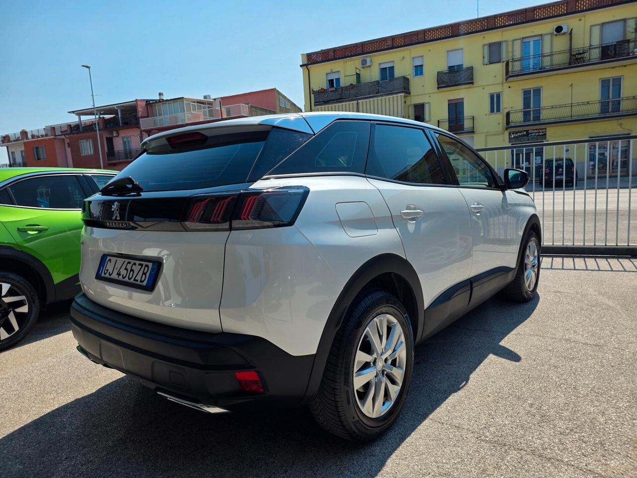 Peugeot 3008 BlueHDi 130 S&S EAT8 Business