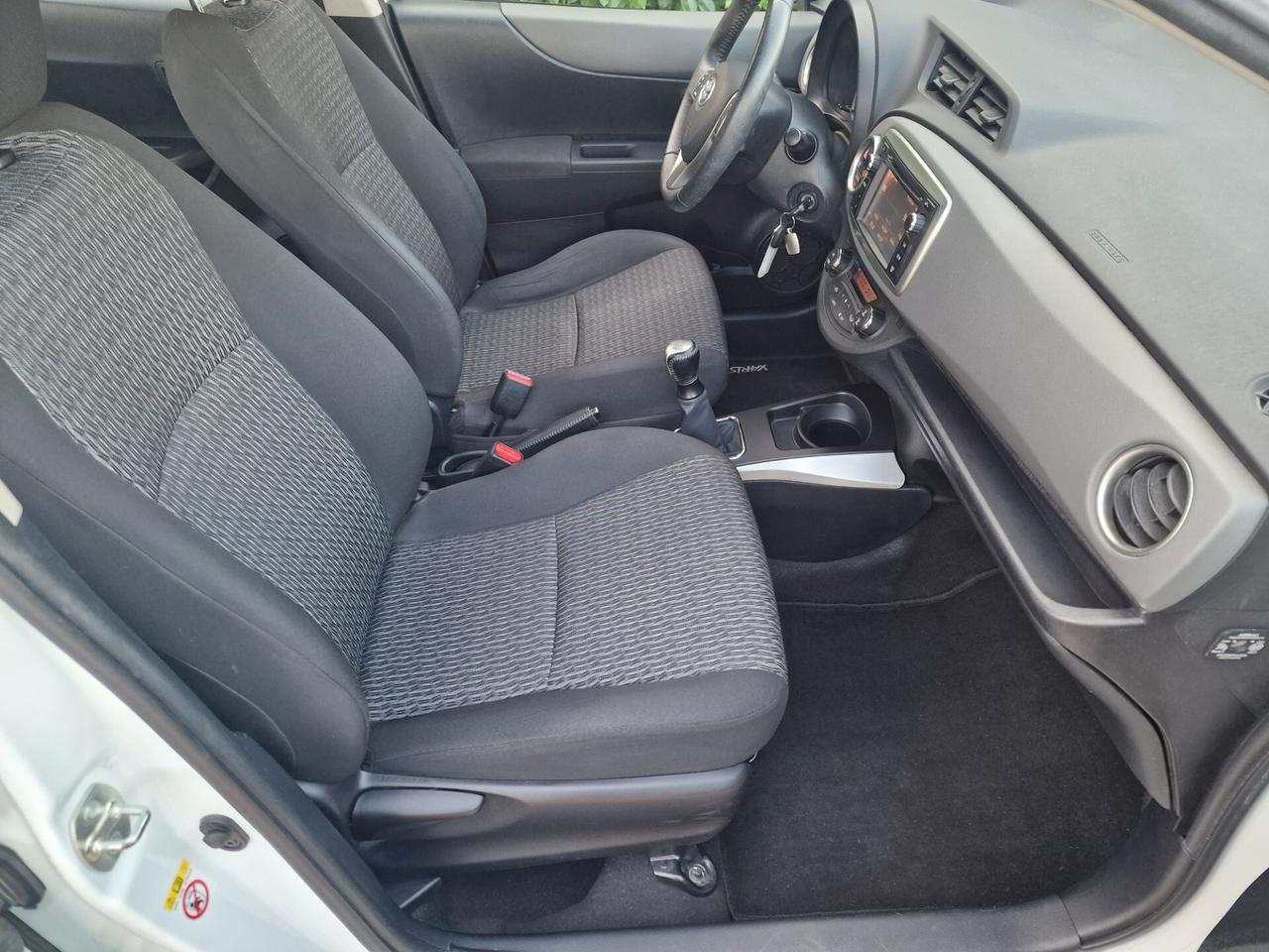 Toyota Yaris 1.0 5p 84000km