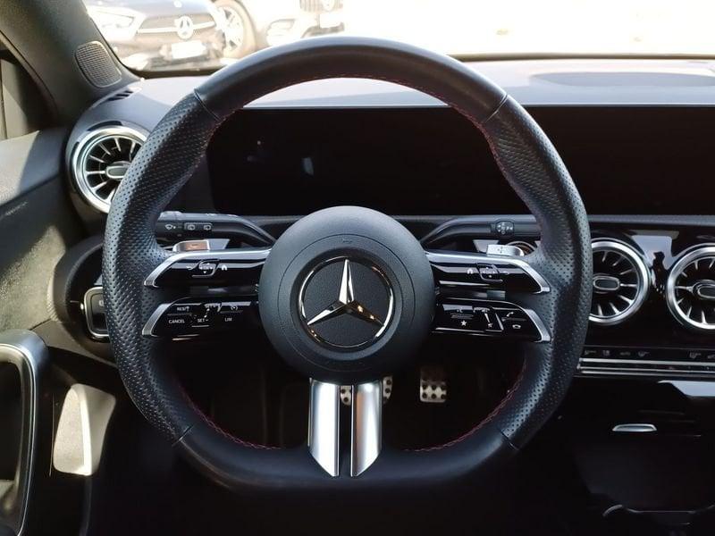 Mercedes-Benz Classe A A 180 d AMG Line Premium auto