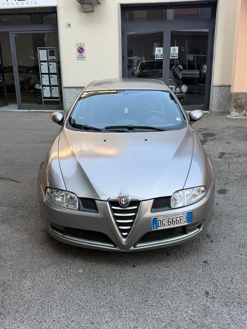 Alfa Romeo GT solo 62.000km benzina unico propr
