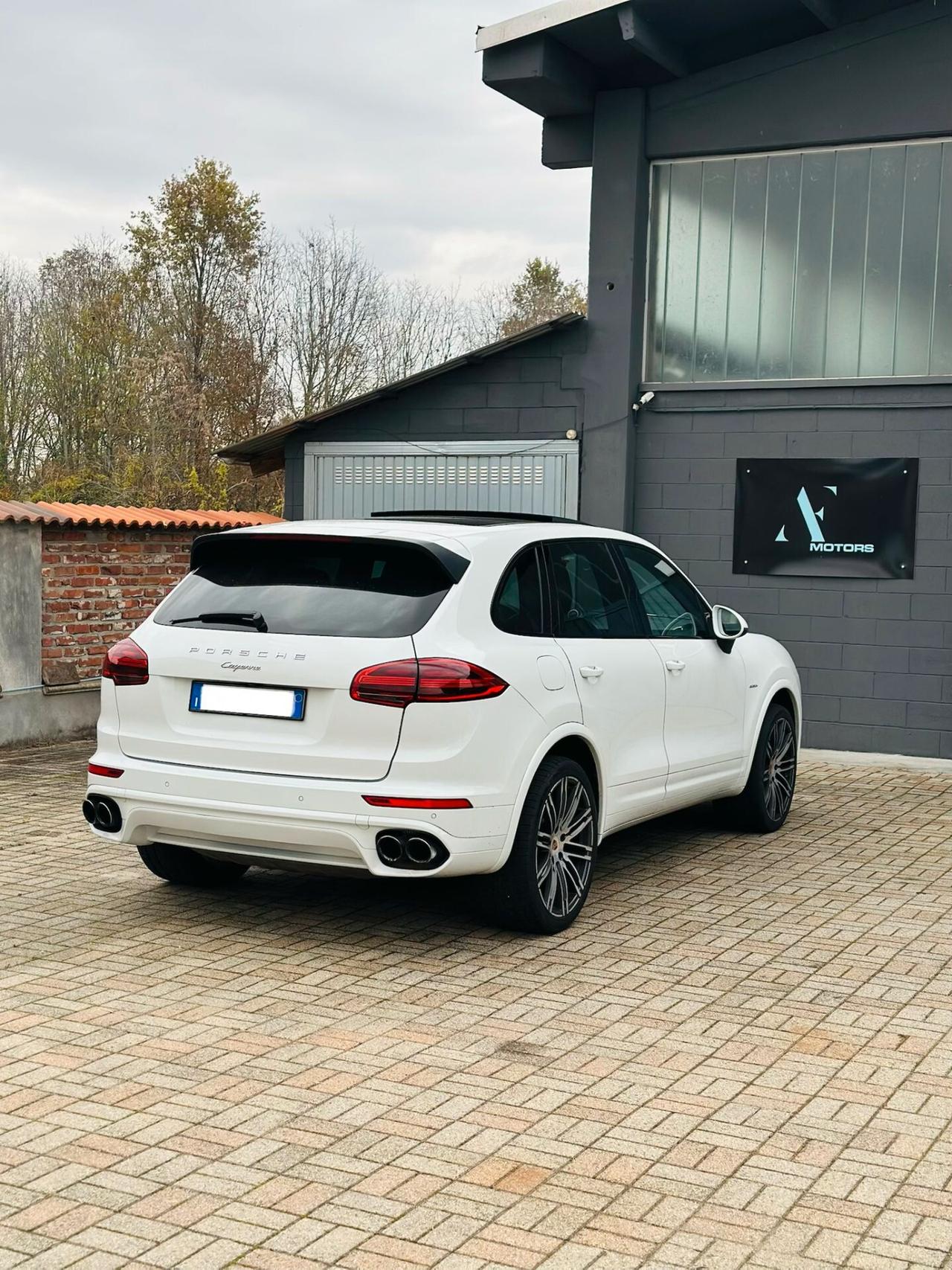 Porsche Cayenne 3.0 Diesel Platinum Edition