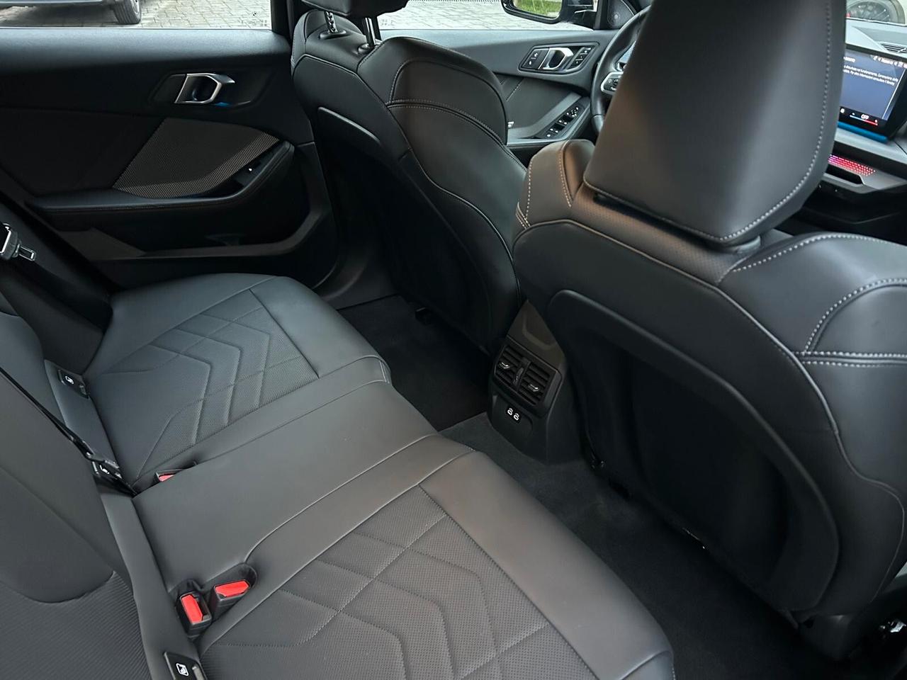 Bmw 120 48V 5p. MSport NAVI PRO - CERCHI 19"- HEAD UP - HARMAN KARDON