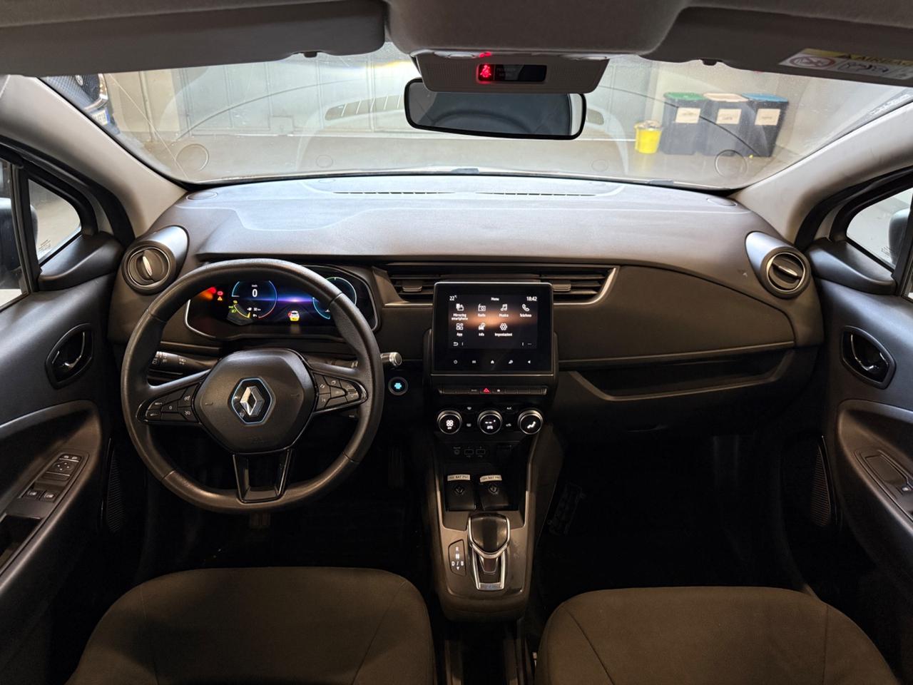 Renault ZOE Life R110 elettrica 2020 neopatentati