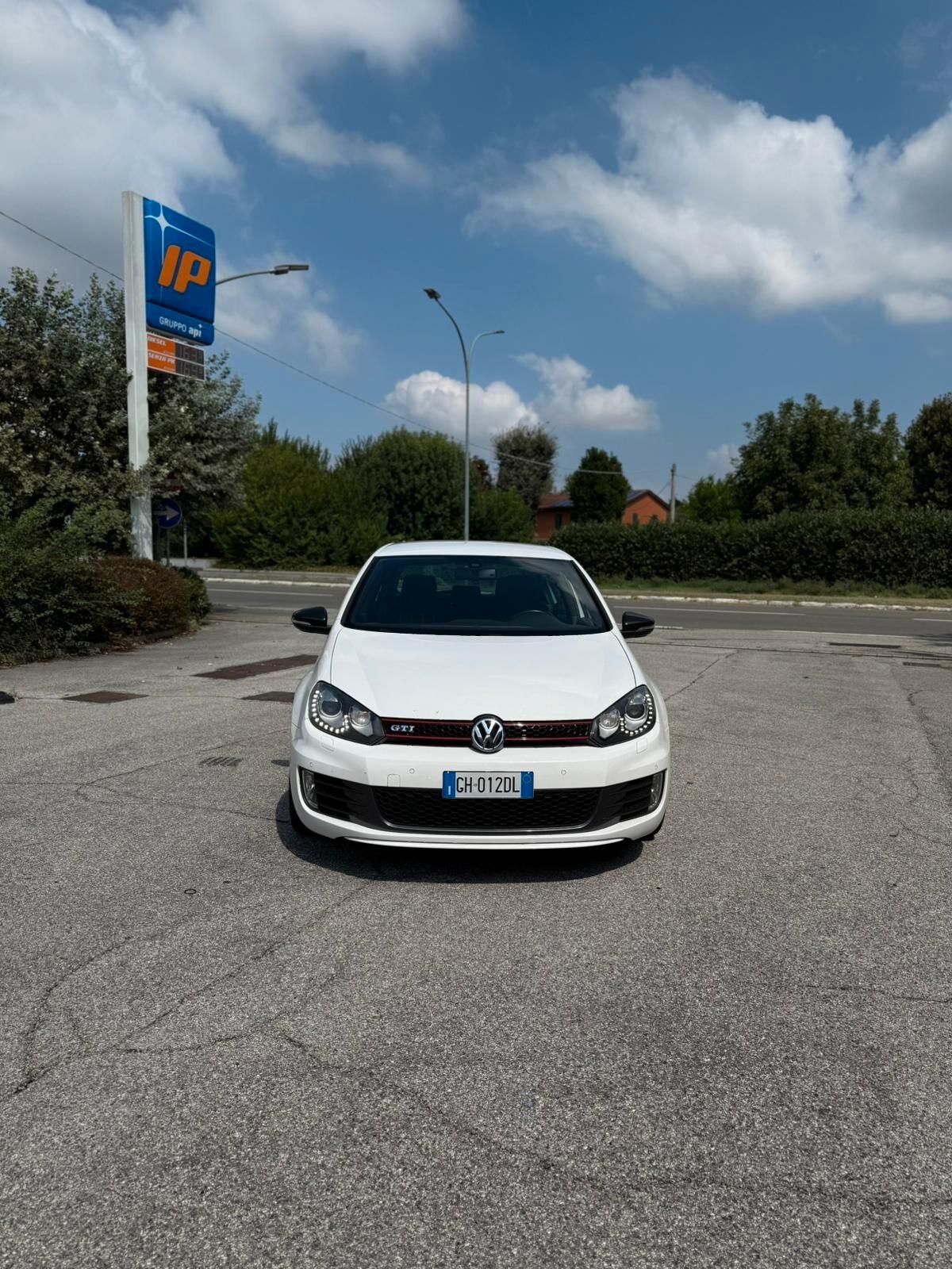 Volkswagen Golf GTI 2.0 TSI DSG 5p.