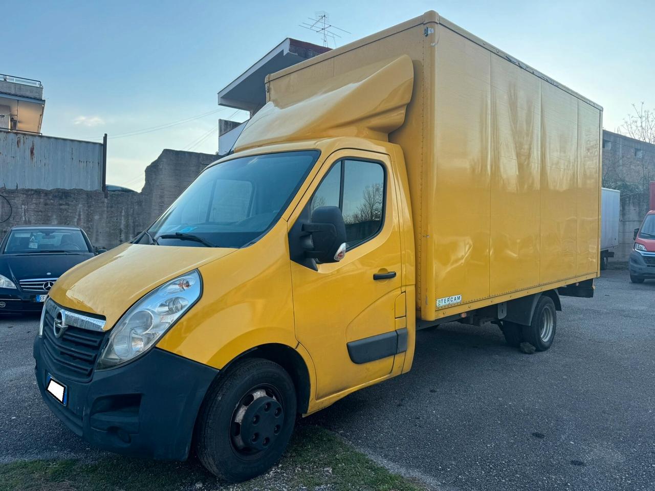 Opel Movano 35 2.3 GEMELLATO CON PEDANA IDRAULICA POSTERIORE