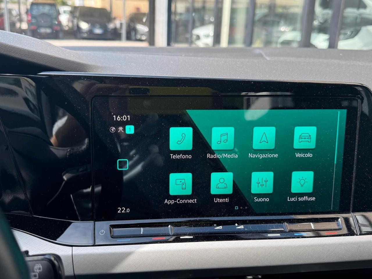 Volkswagen Golf 1.0 TSI EVO Life