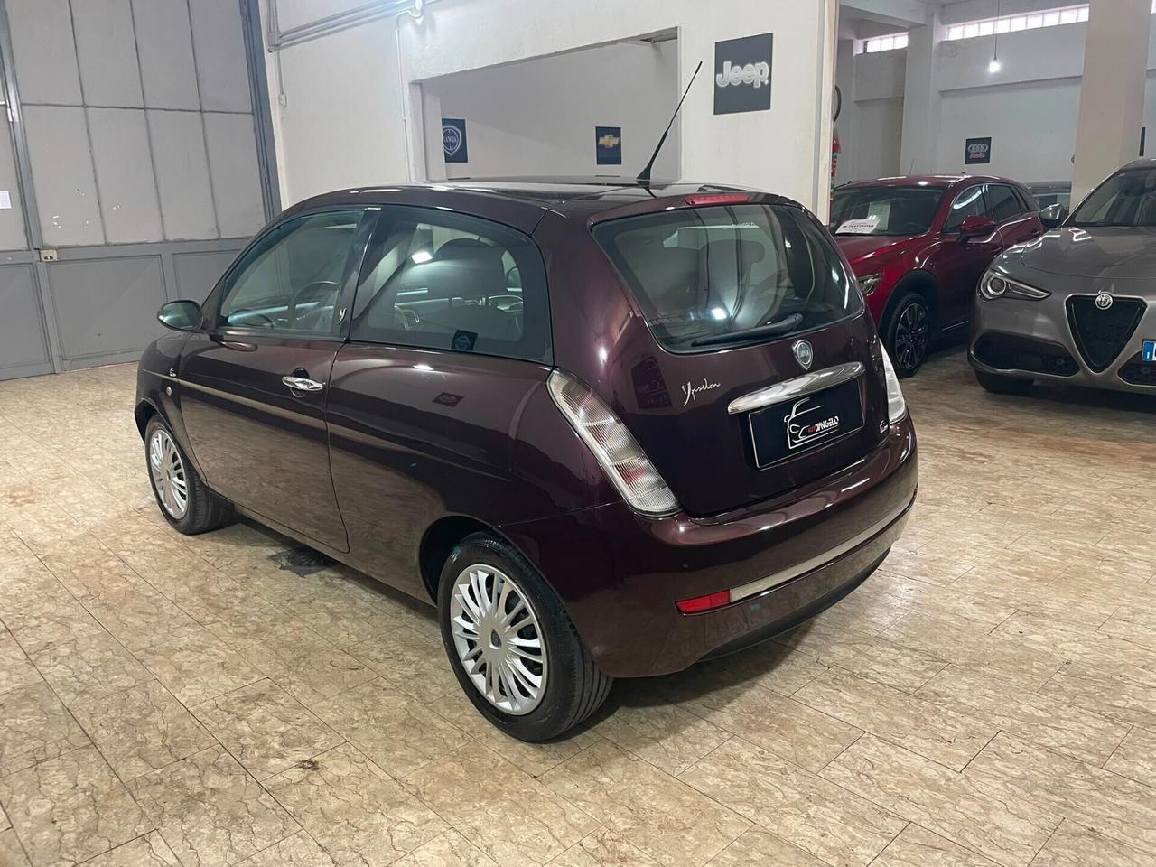 Lancia Ypsilon 1.2 Modamilano