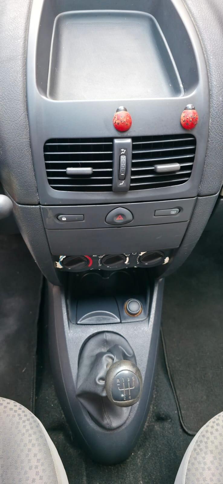 Renault Clio 1.2 cat 3 porte Confort Authentique neop