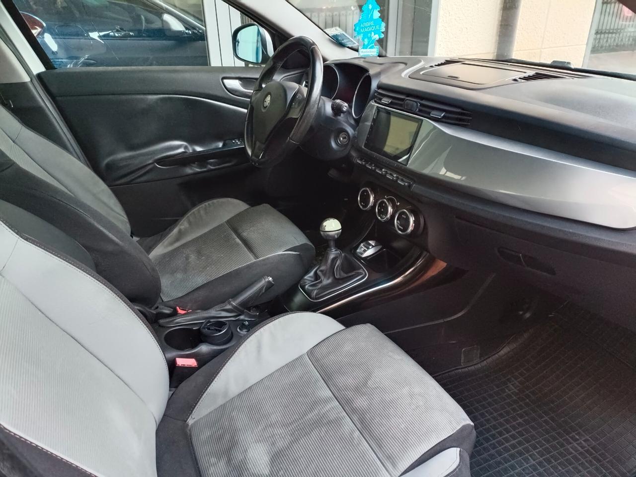 Alfa Romeo Giulietta 1.6 JTDm-2 105 CV Distinctive